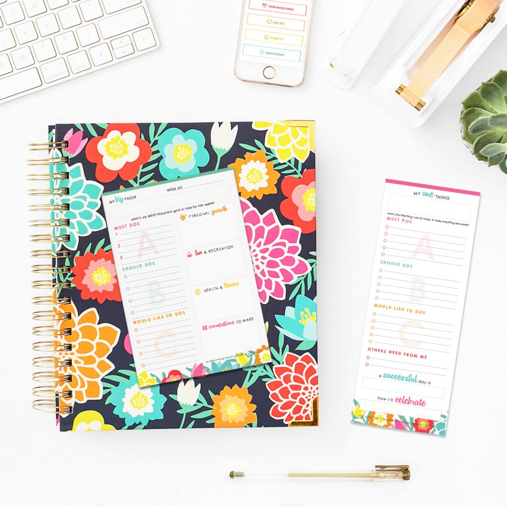 Want to know why I no longer sell a blog planner? Because I created something even better. Something that would help you organize your whole life, not just your blog. Find out more and get 2 free gifts here! #livingwellplanner #lifeplanner #undatedplanner #bestplannerever 